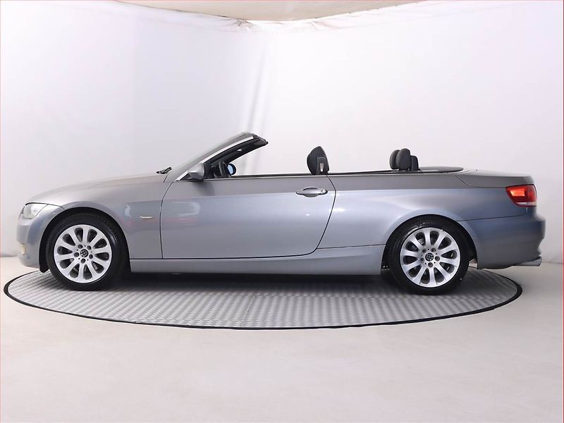 BMW Řada 3 (2007) 325 i, Navi, Xenony, Tempomat - fotka 3 z 21