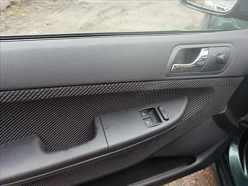 Škoda Fabia 1,4 i automat - fotka 20 z 20