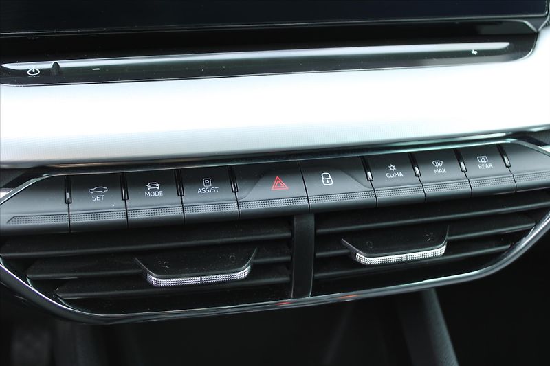 Škoda Octavia 2.0TDI STYLE DPH 1.MAJ. ČR - fotka 23 z 26