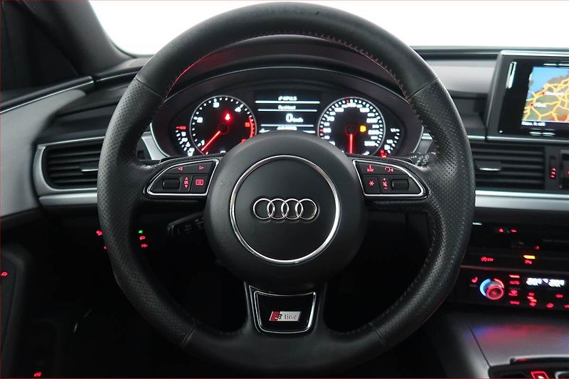 Audi A6 (2012) Sport 3.0 TDI, 4X4, Automat - fotka 16 z 19