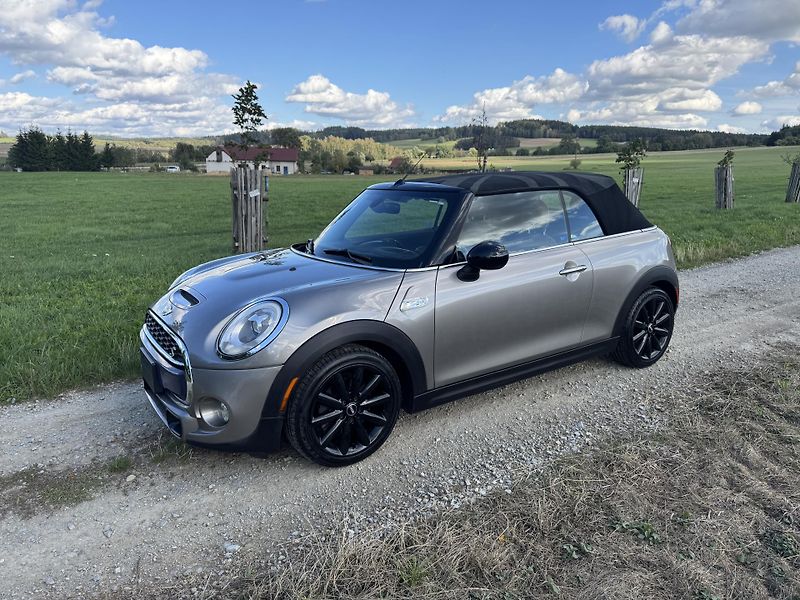 Mini Cooper S (2016) 2.0 S 1.MAJITEL.SERVIS - fotka 11 z 40