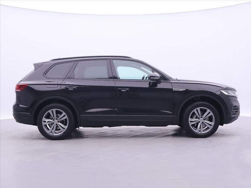 Volkswagen Touareg 3,0 TDI 170kW DSG 4M LED CZ - fotka 8 z 31