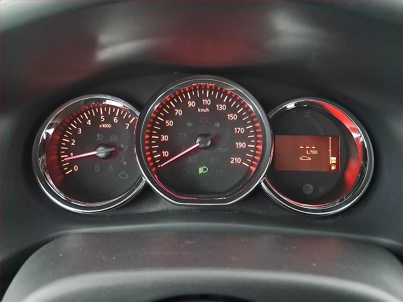 Dacia Sandero (2016) 1.2 16V, ČR,1.maj, Serv.kniha - fotka 11 z 14