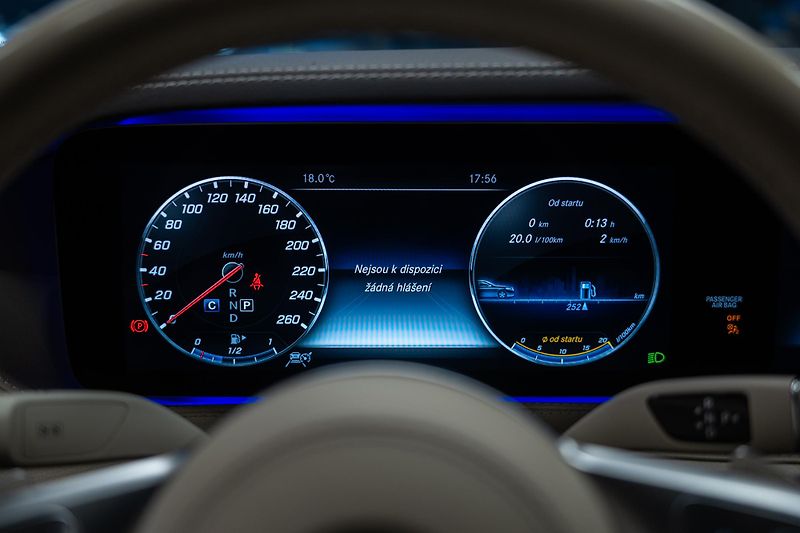 Mercedes-Benz Třídy S (2017) S350D PANORAMA - fotka 19 z 36