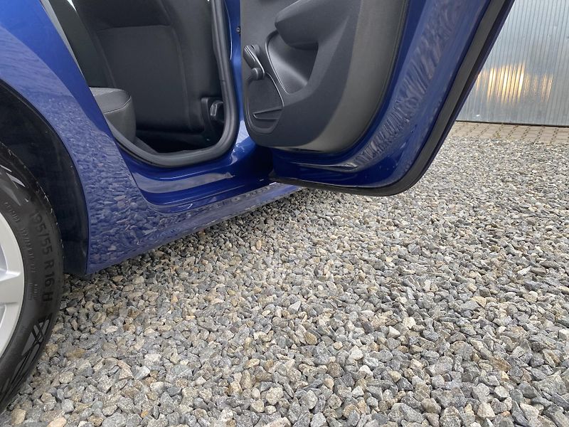 Opel Corsa 1.2i 75PS LIFE NAVI ALU 88TKM! - fotka 119 z 158