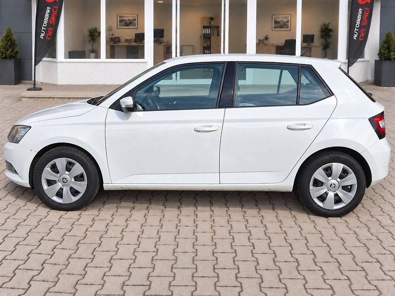 Škoda Fabia (2015) 1.2TSI 66kW -1.MAJITEL - fotka 5 z 42