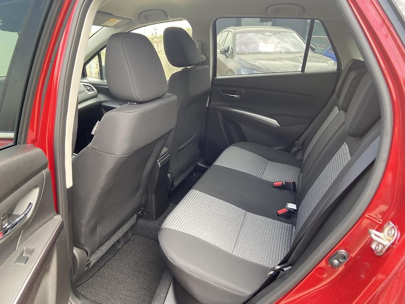 Suzuki S-Cross 1.4 BoosterJet 81kW Premium - fotka 11 z 20