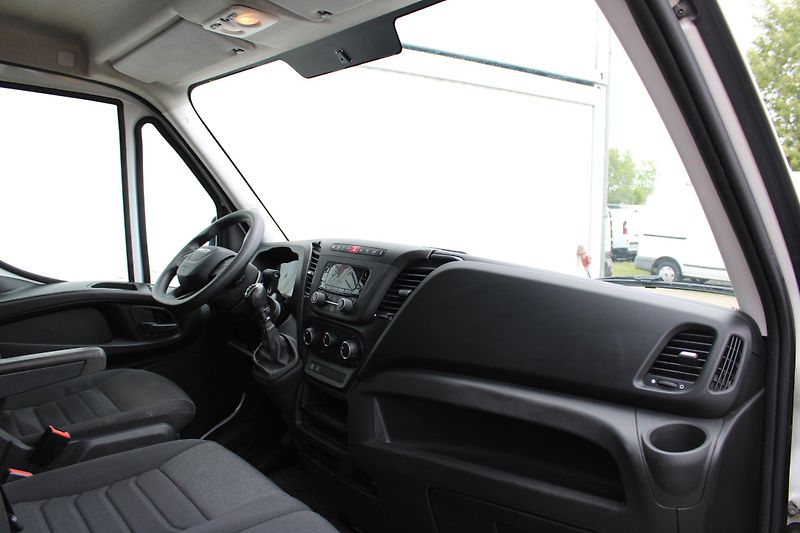 Iveco Daily 35S160 2,3 Maxi+klima - fotka 10 z 18