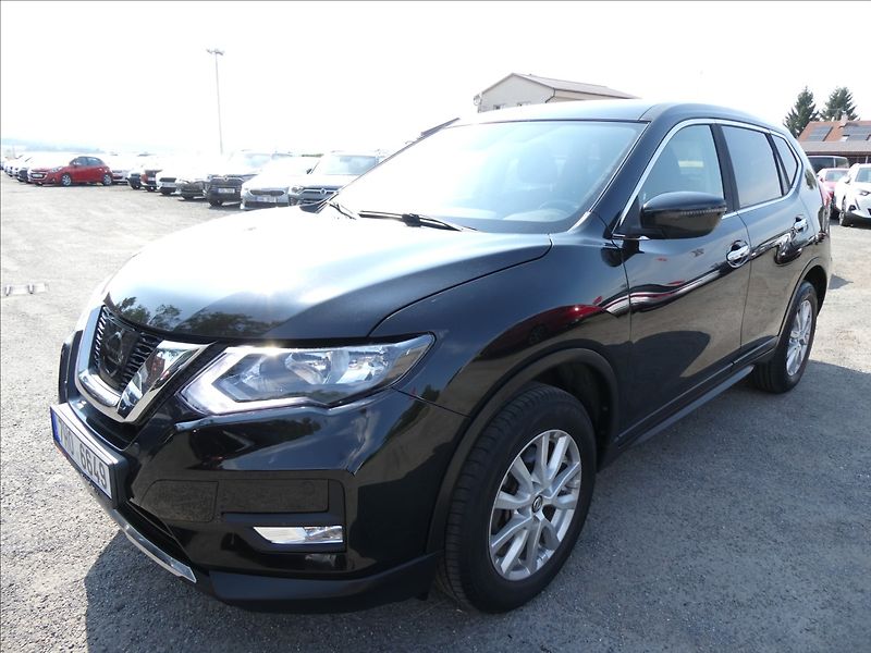 Nissan X-Trail 2,0 dCi 130kW 4x4 DPH, ČR - fotka 3 z 41