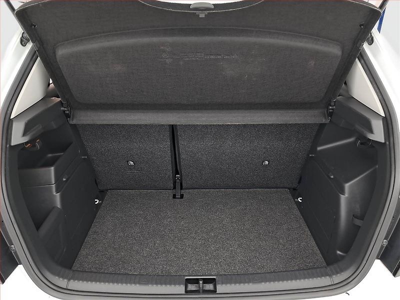 Škoda Fabia (2016) 1.2 TSI, Tempomat - fotka 13 z 18