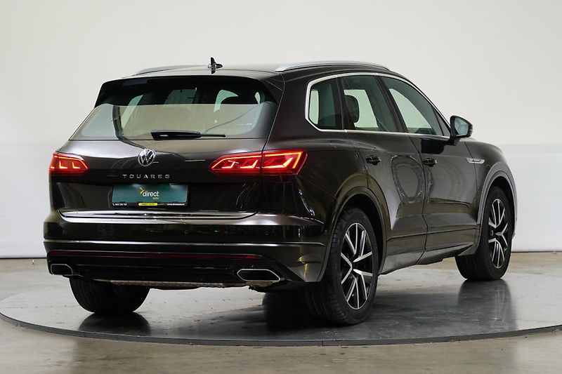 Volkswagen Touareg - fotka 2 z 26