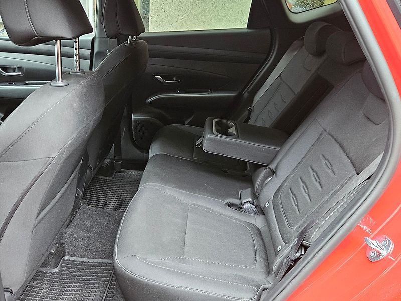 Hyundai Tucson 1.6 T-GDi MT GO CZECH - fotka 30 z 32
