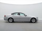 BMW Řada 5 2.0 520d 135kW Aut. Xenon Navi - náhled 8