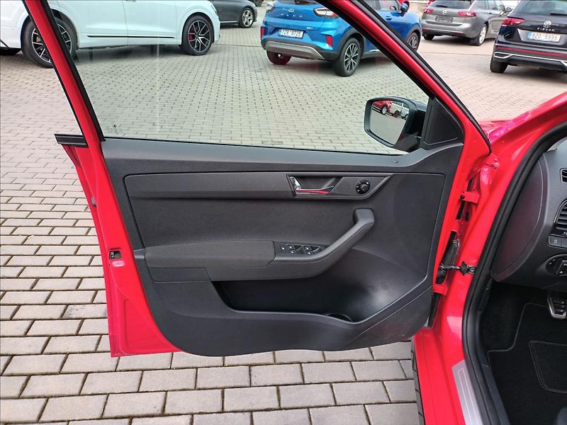 Škoda Fabia 1,2 TSI,81KW,MONTE CARLO,PANO, - fotka 16 z 38