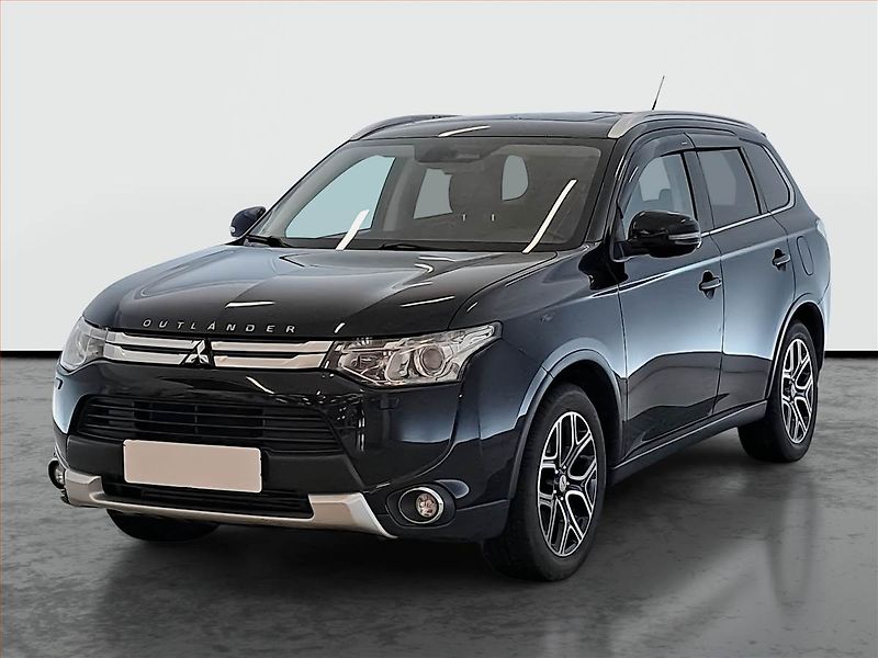 Mitsubishi Outlander (2015) 2.2 DI-D, 4X4, Automat - fotka 2 z 18