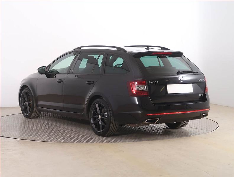 Škoda Octavia (2017) RS 2.0 TDI, Automat - fotka 4 z 17