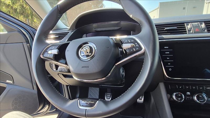 Škoda Superb 1,5 TSi 110 KW L&K - fotka 9 z 37