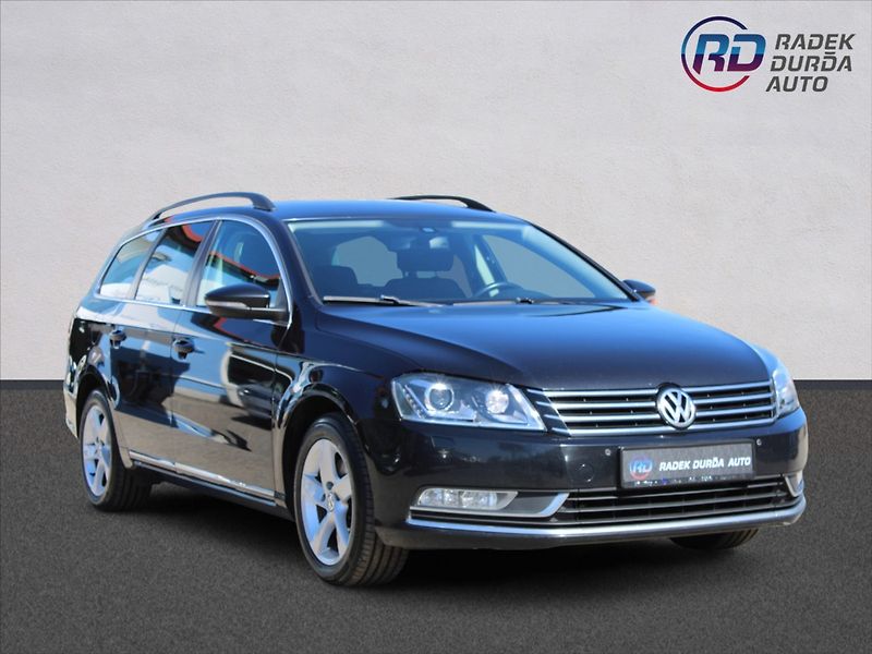 Volkswagen Passat 2,0 TDI  4x4,TAŽNÉ,NAVIGACE - fotka 3 z 29