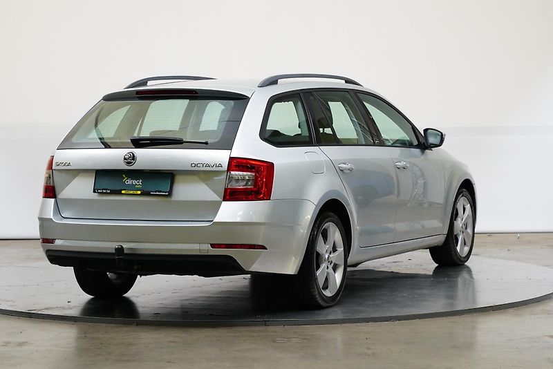 Škoda Octavia - fotka 2 z 24