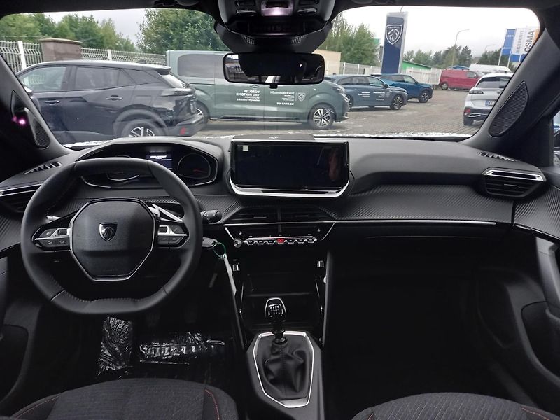 Peugeot 2008 (2026) BUSINESS Turbo 100k MAN6 - fotka 19 z 20