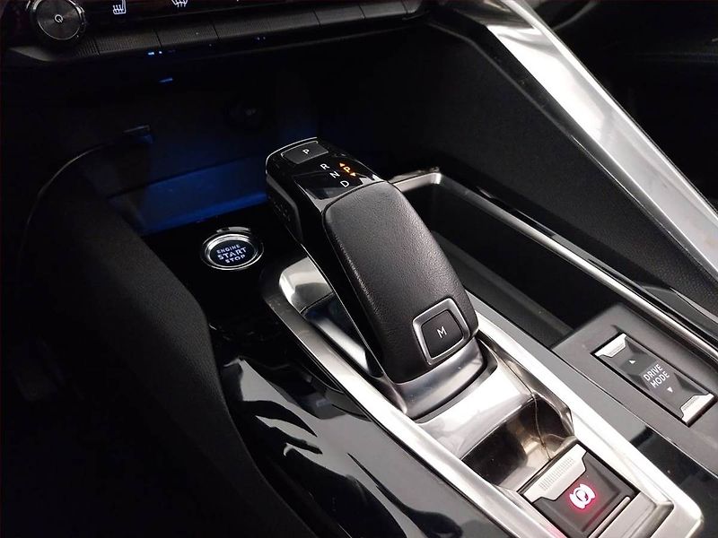 Peugeot 3008 (2021) 1.5 BlueHDi - fotka 13 z 23