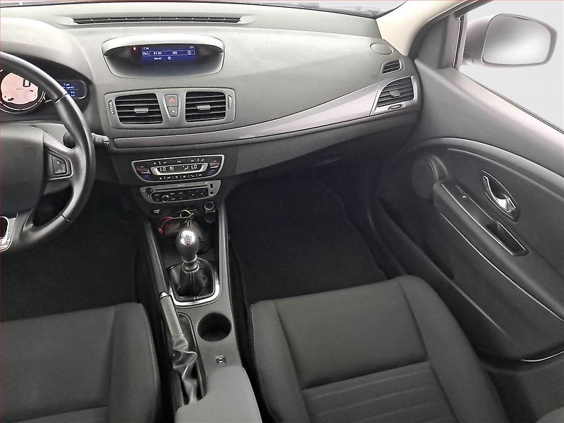 Renault Mégane (2015) Limited 1.5 dCi, Serv.kniha - fotka 8 z 16