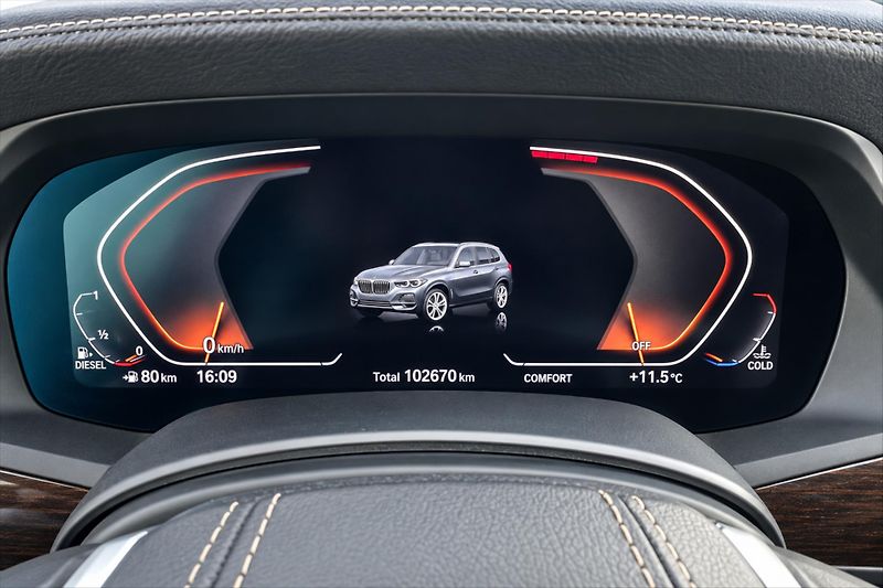 BMW X5 xDrive 195kW SERVISNÍ KNIHA ČR - fotka 13 z 17