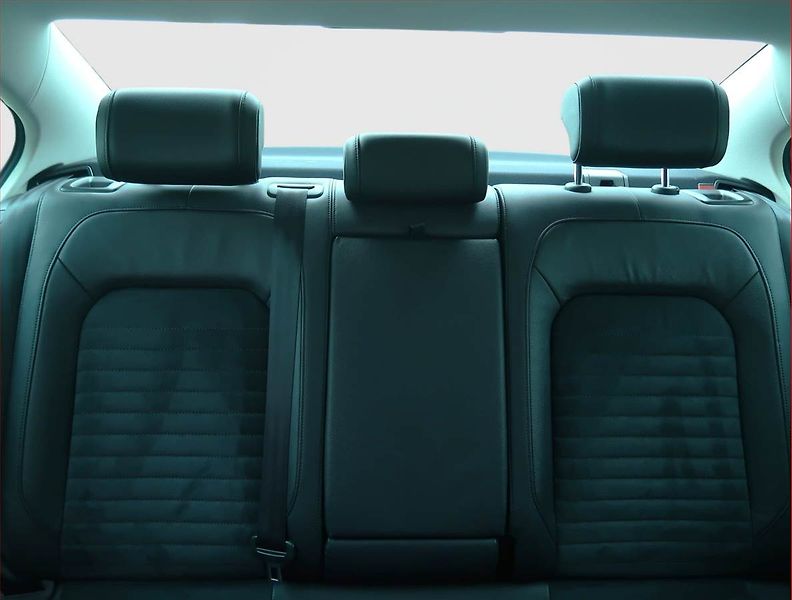 Volkswagen Passat (2018) R-Line 2.0 TDI, Automat - fotka 10 z 25