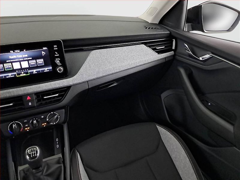 Škoda Scala (2025) Selection 1.0 TSI - fotka 8 z 16