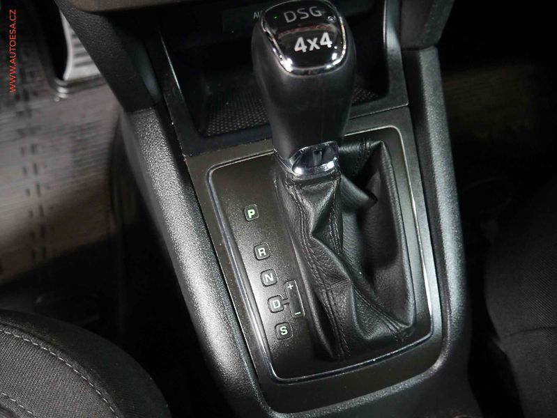 Škoda Yeti (2016) 2.0TDi 4x4, DSG, TZ, park - fotka 20 z 20