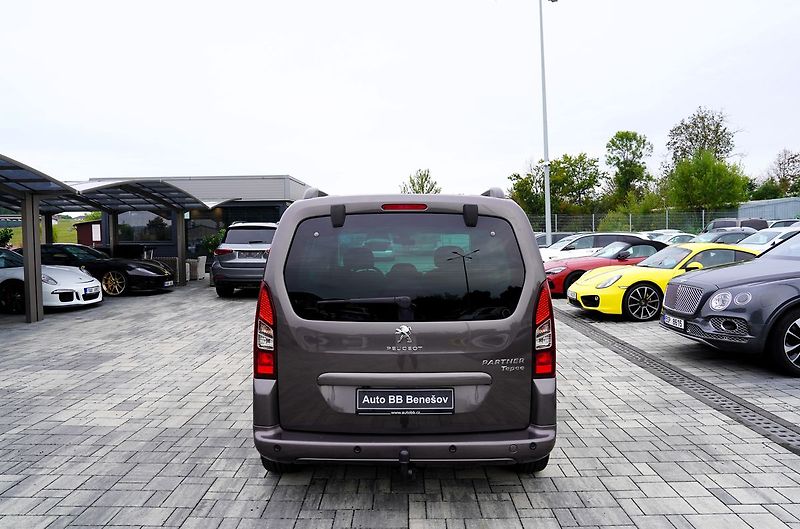 Peugeot Partner Tepee 1.6HDI Tepee OUTDOOR,120PS - fotka 5 z 38