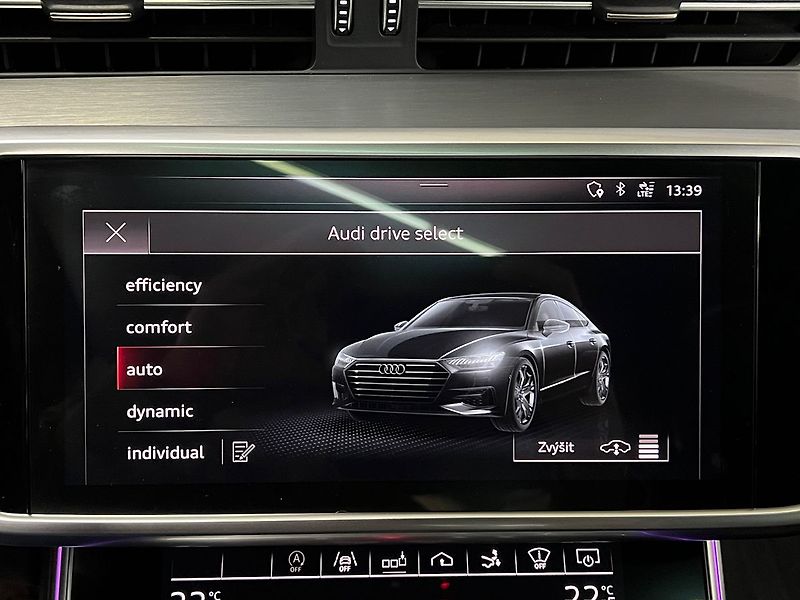 Audi A7 50TDI QUATTRO S-LINE, PANORAMA - fotka 18 z 31