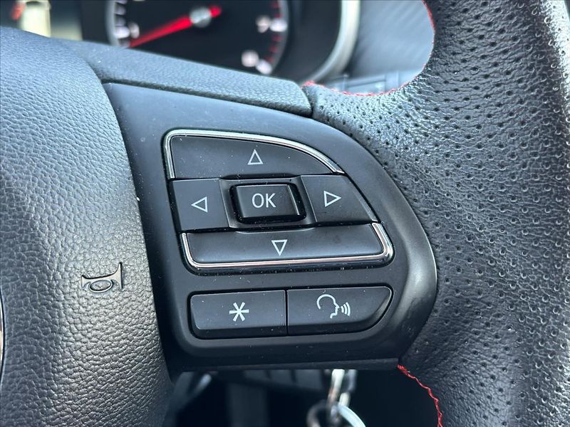 MG ZS 1,5 VTi  Essential Manuál - fotka 20 z 23