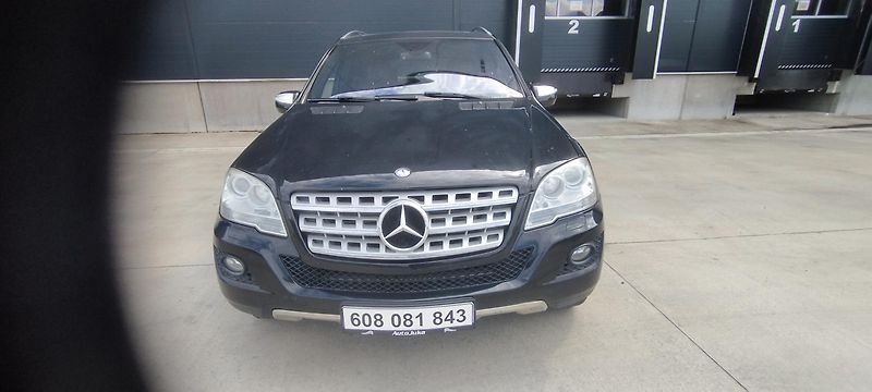 Mercedes-Benz Třídy M (2010) ML-300CDI,volat- 608 081 843 - fotka 9 z 16
