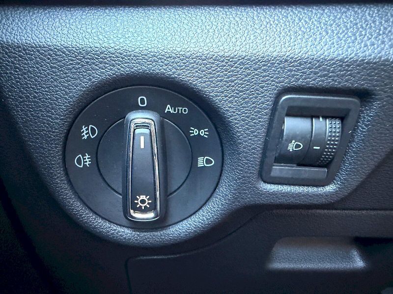 Škoda Kamiq (2025) 1.0 TSI 85kW Top Selection - fotka 11 z 35