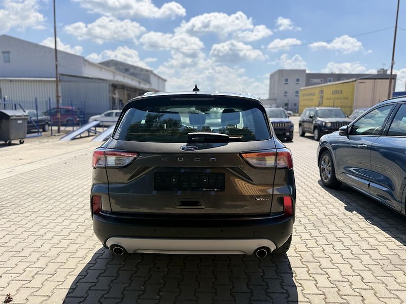 Ford Kuga (2022) 2.5 PHVE, 50km dojezd el - fotka 21 z 26