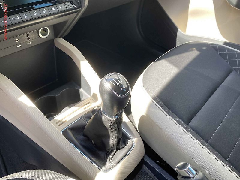 Škoda Fabia (2016) 1.2 TSi, Style, navi - fotka 16 z 18
