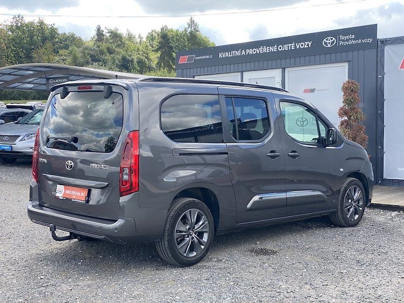 Toyota ProAce City Verso 1.5D, ČR, Family L2, 5 míst - fotka 6 z 14
