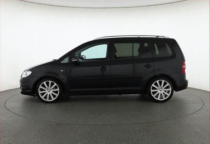 Volkswagen Touran (2010) Highline 1.4 TSI, Serv.kniha - fotka 3 z 17