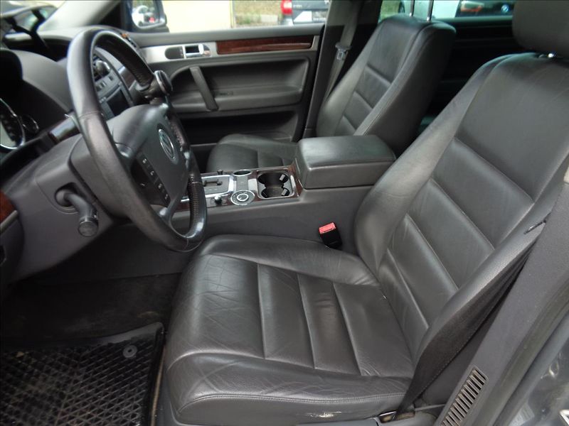 Volkswagen Touareg 3,0 - fotka 9 z 18