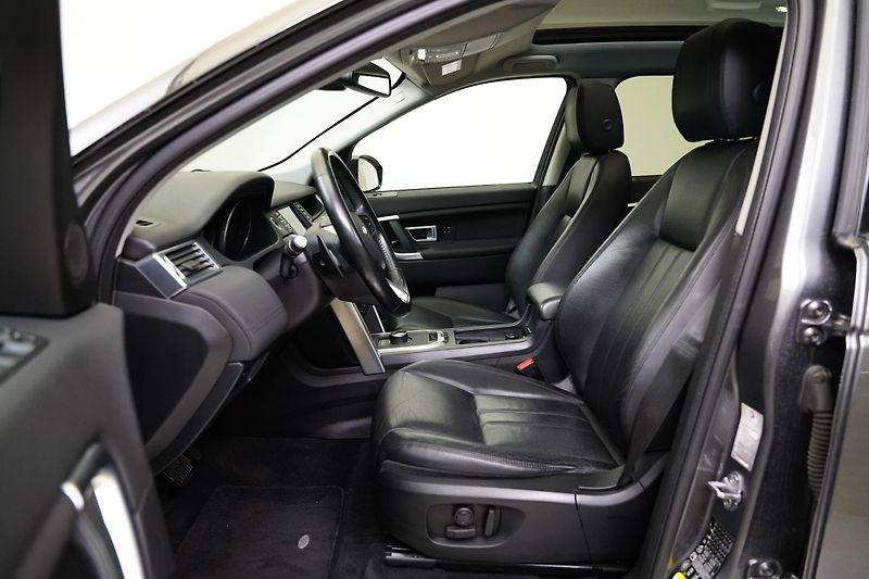 Land Rover Discovery Sport - fotka 11 z 25