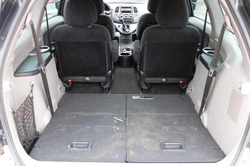 Mitsubishi Grandis (2007) 2.0TDI KLIMA EL.OKNA 7MÍST ALU - fotka 18 z 19