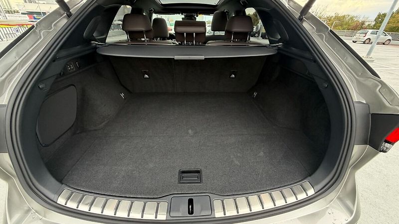 Lexus RX 450h plus 450H+ 2,5 PHEV LUXURY PANORAMI - fotka 28 z 31