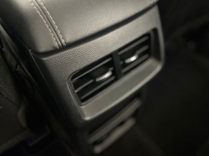 Ford Galaxy 2,0 140kW Titanium AWD 7míst - fotka 29 z 70