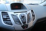 Ford Fiesta 1.2i  KLIMA  KOUPENO V CZ - náhled 13
