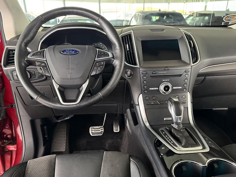 Ford Edge 2,0Bi-TDCi 4x4*REZERVACE! - fotka 9 z 43