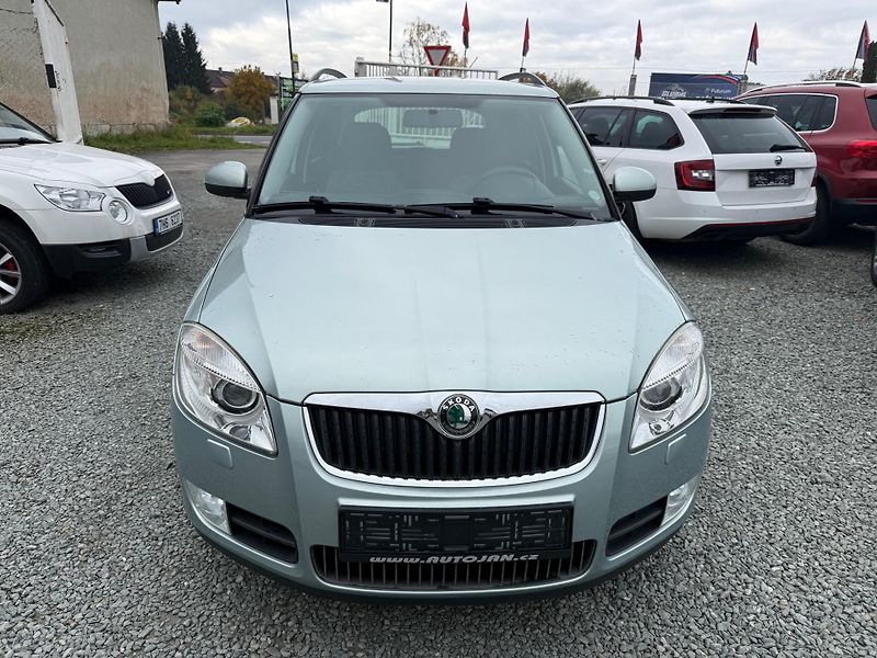 Škoda Fabia 1.6 16V AMBITION - fotka 2 z 13