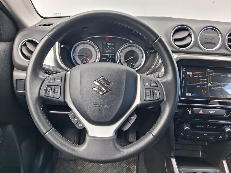 Suzuki Vitara 1,4 BoosterJet Elegance Allgri - fotka 14 z 27