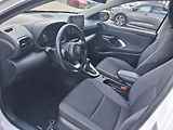 Toyota Yaris COMFORT STYLE 1.5 Hyb. 85 kW - náhled 10