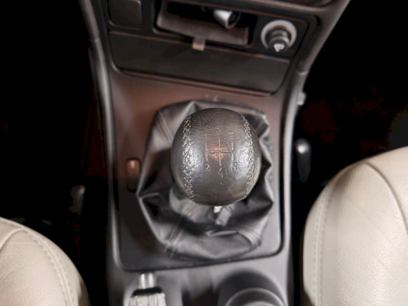Saab 9-5 (2006) 2.0 Turbo Vector - fotka 12 z 23
